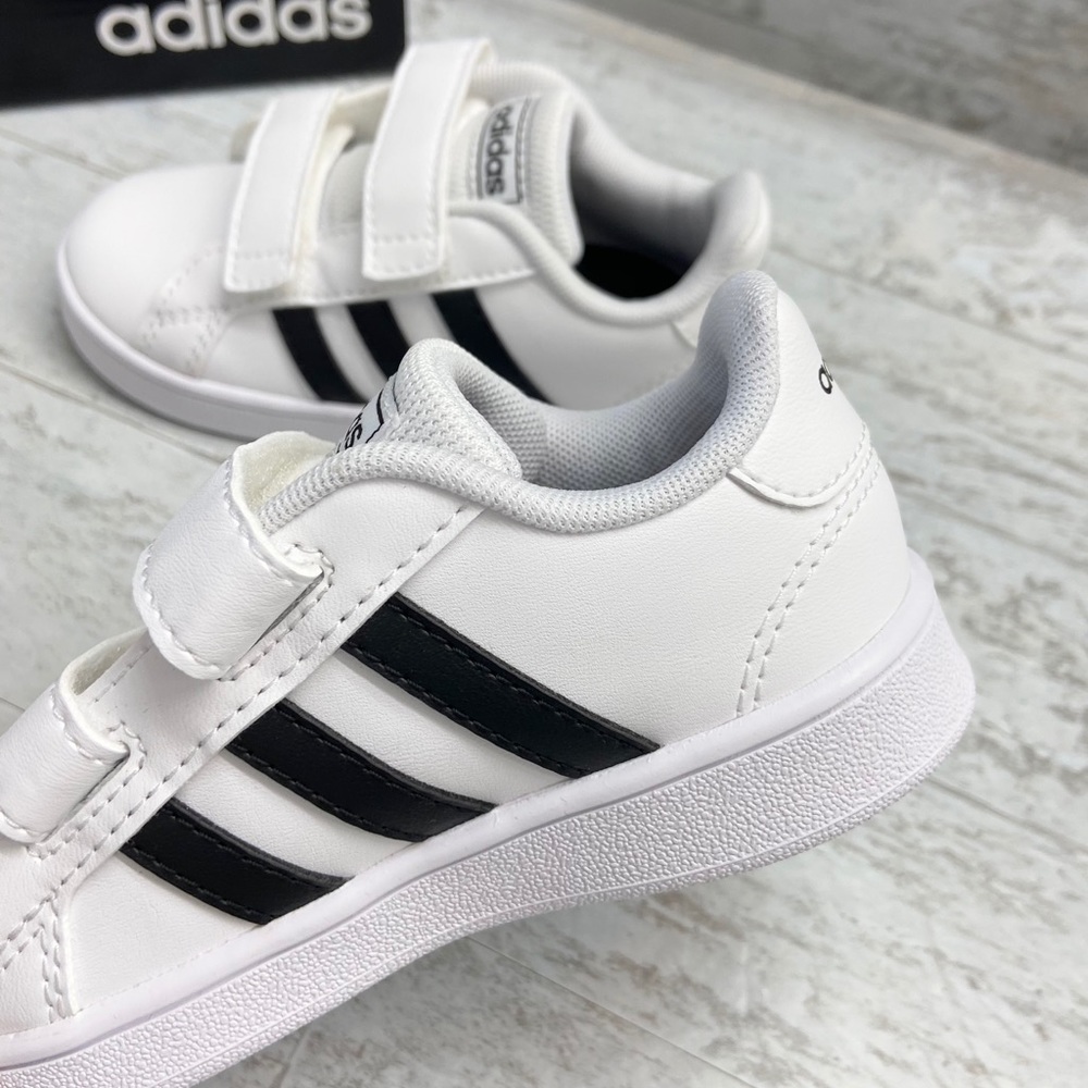 Adidas toddlers unisex Grand Court shoes - Picture 9 of 16